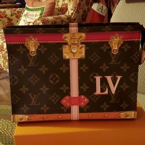 Louis Vuitton Summer Trunks Toiletry Pouchette 26